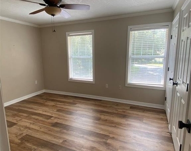 4574 Sw 48th Way - Photo Thumbnail 6