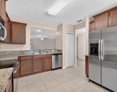 345 Red Kite Drive - Photo Thumbnail 8