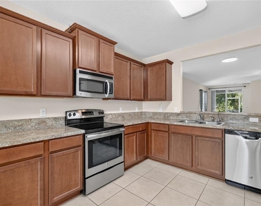 345 Red Kite Drive - Photo Thumbnail 9