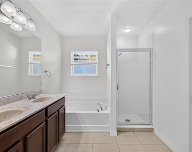 345 Red Kite Drive - Photo Thumbnail 18