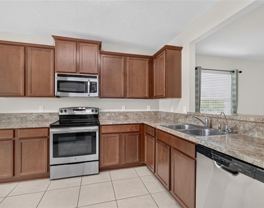 345 Red Kite Drive - Photo Thumbnail 4