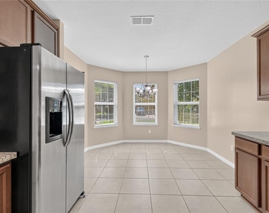 345 Red Kite Drive - Photo Thumbnail 5