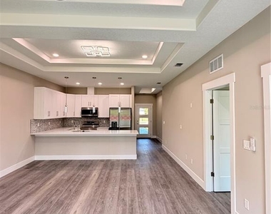 9 Slatington Place - Photo Thumbnail 2