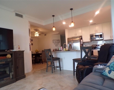 14051 Heritage Landing Boulevard - Photo Thumbnail 3