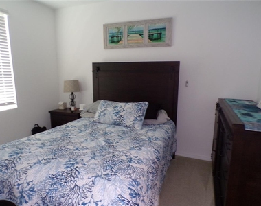 14051 Heritage Landing Boulevard - Photo Thumbnail 12