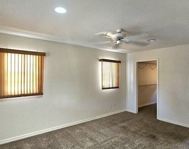 7105 N Blue Sage - Photo Thumbnail 20