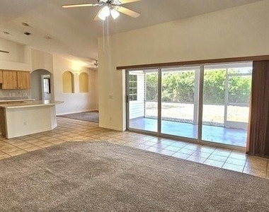 7105 N Blue Sage - Photo Thumbnail 21