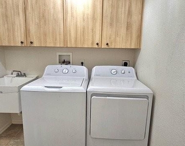 7105 N Blue Sage - Photo Thumbnail 34