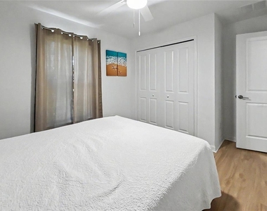 23327 Van Buren Avenue - Photo Thumbnail 27