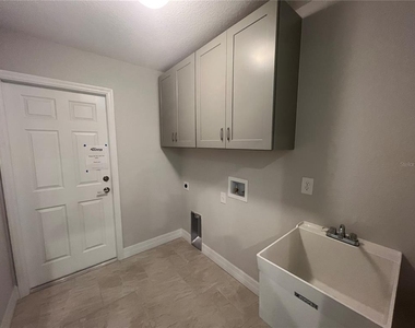 2451 Waller Road - Photo Thumbnail 10