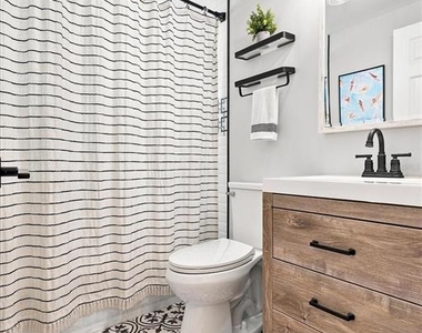 2449 Wood Street - Photo Thumbnail 18