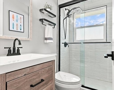 2449 Wood Street - Photo Thumbnail 23