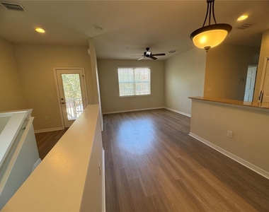 5467 Soapstone Place - Photo Thumbnail 4