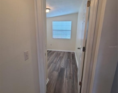 5000 35th Avenue N - Photo Thumbnail 12