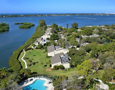 1687 Brookhouse Circle - Photo Thumbnail 30