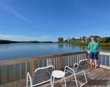 1687 Brookhouse Circle - Photo Thumbnail 16