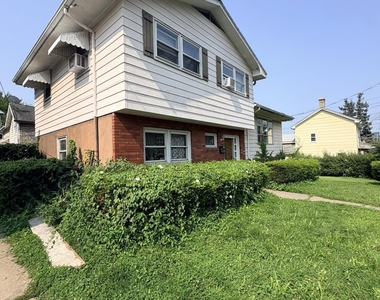 624 Hemlock Street - Photo Thumbnail 1