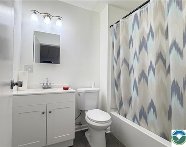 156 Hanover - Photo Thumbnail 8