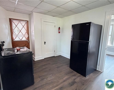 156 Hanover - Photo Thumbnail 11