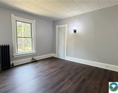156 Hanover - Photo Thumbnail 14
