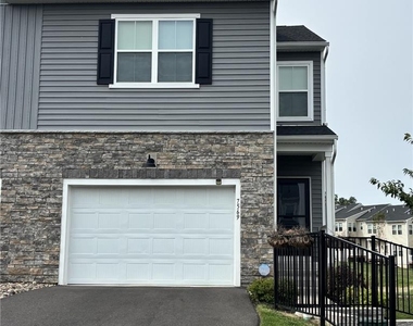 7569 Clayton Avenue - Photo Thumbnail 1
