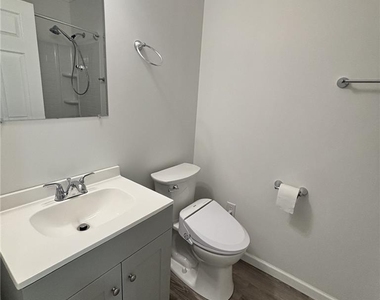 7569 Clayton Avenue - Photo Thumbnail 21