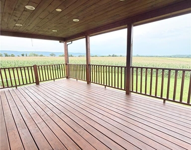 1748 Pen Argyl Road - Photo Thumbnail 29