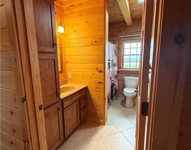 1748 Pen Argyl Road - Photo Thumbnail 11