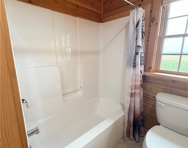 1748 Pen Argyl Road - Photo Thumbnail 12