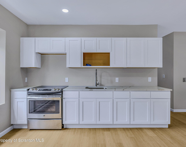 380 Scott Street - Photo Thumbnail 9