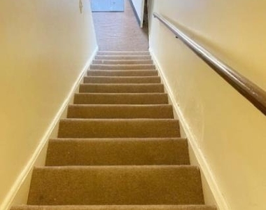 313 S West Street - Photo Thumbnail 5
