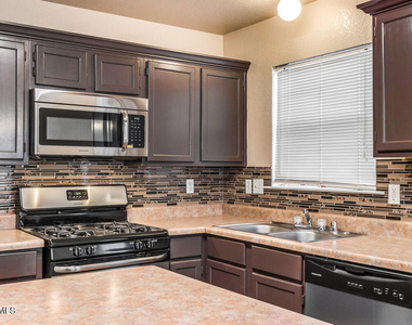 10932 Duster Drive - Photo Thumbnail 9