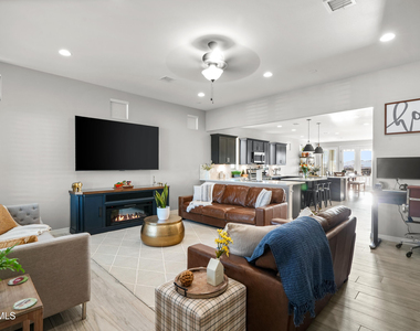 825 Acton Street - Photo Thumbnail 5
