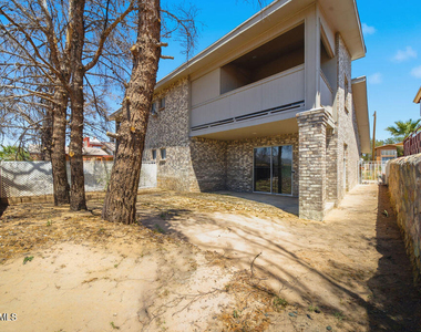821 Los Lagos Way - Photo Thumbnail 26