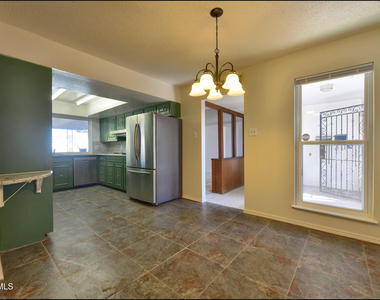 3433 Clearview Lane - Photo Thumbnail 15