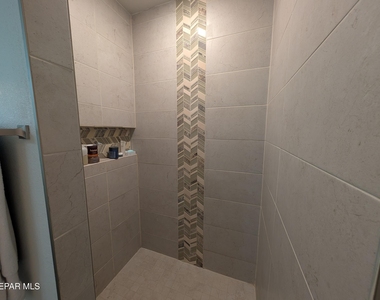 10601 Hidden Crown Place - Photo Thumbnail 17