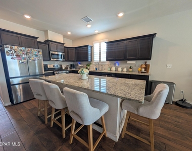 10601 Hidden Crown Place - Photo Thumbnail 9