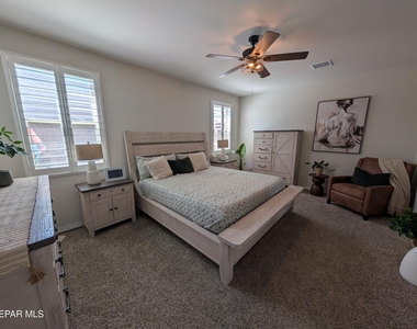 10601 Hidden Crown Place - Photo Thumbnail 14