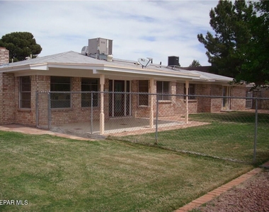 3610 Buxton Drive - Photo Thumbnail 13