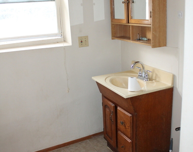 209 Orchard Street - Photo Thumbnail 7