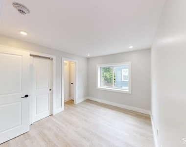 107 Main Street - Photo Thumbnail 5