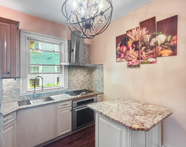 630 Kossuth Street - Photo Thumbnail 25