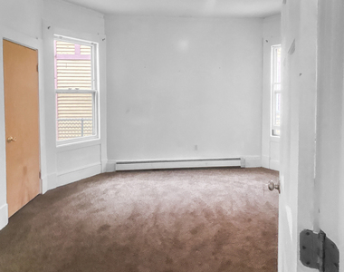 630 Kossuth Street - Photo Thumbnail 14