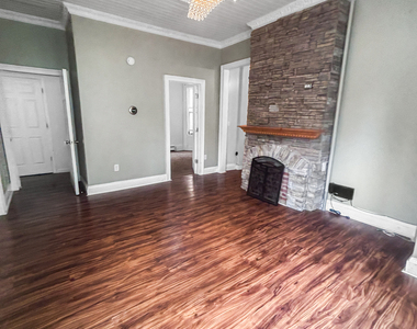 630 Kossuth Street - Photo Thumbnail 7