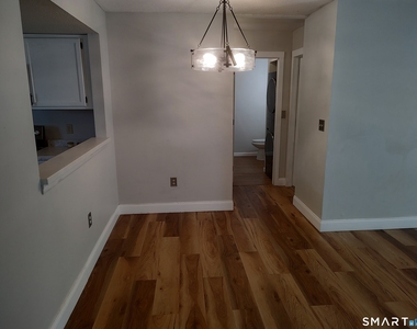 607 Spring Meadow Road - Photo Thumbnail 5