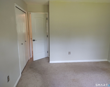 607 Spring Meadow Road - Photo Thumbnail 11