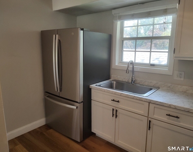 607 Spring Meadow Road - Photo Thumbnail 6