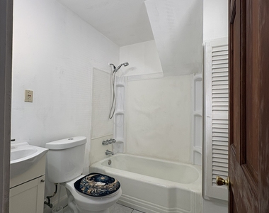 345 Norton Street - Photo Thumbnail 9
