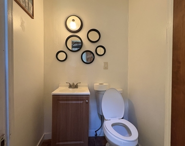 345 Norton Street - Photo Thumbnail 12