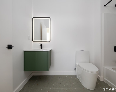 540 Bond Street - Photo Thumbnail 7